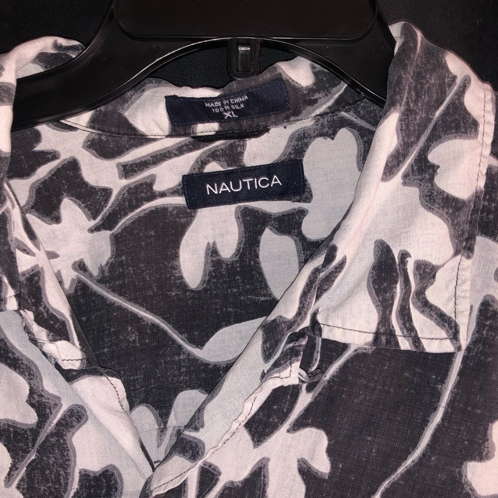 90’s Vintage Nautica Casual Button Down